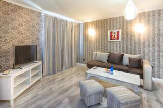 Отель Family Hotel Argo Варна Апартаменты с 1 спальней (для 4 взрослых)-21