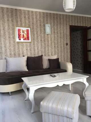 Отель Family Hotel Argo Варна Апартаменты с 1 спальней (для 4 взрослых)-32